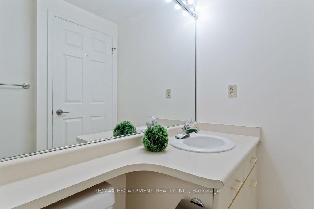 430 Pearl Street, Unit 410 - Photo 17