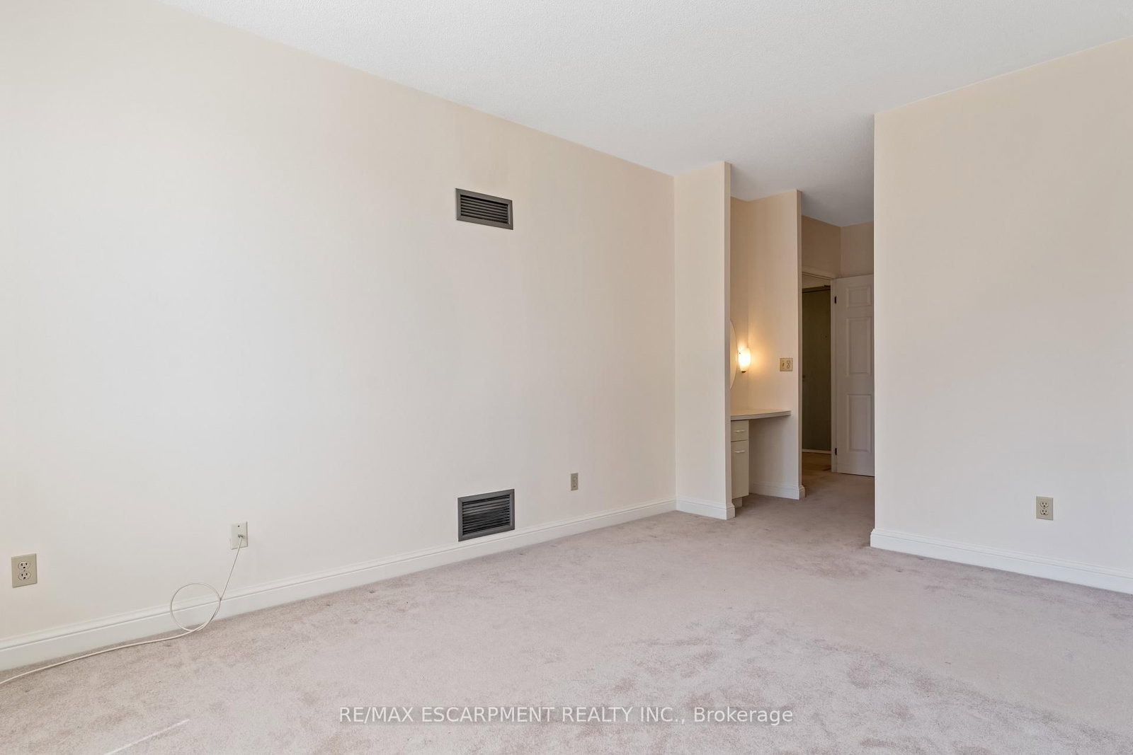 430 Pearl Street, Unit 410 - Photo 22