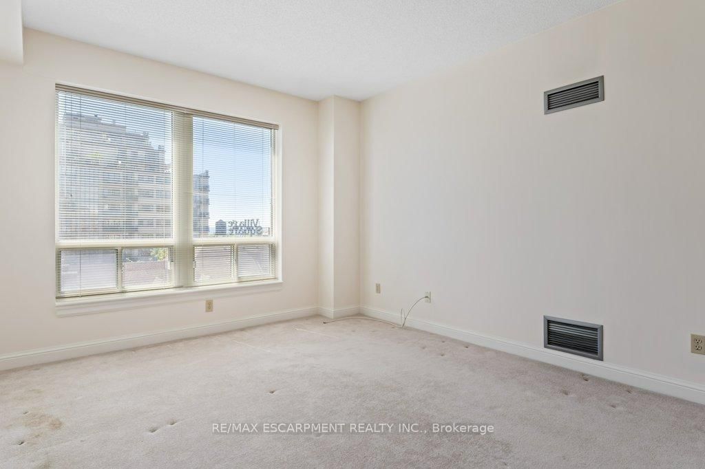 430 Pearl Street, Unit 410 - Photo 24