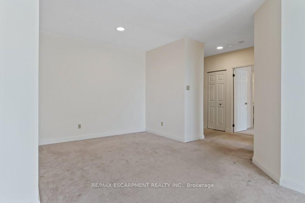 430 Pearl Street, Unit 410 - Photo 8