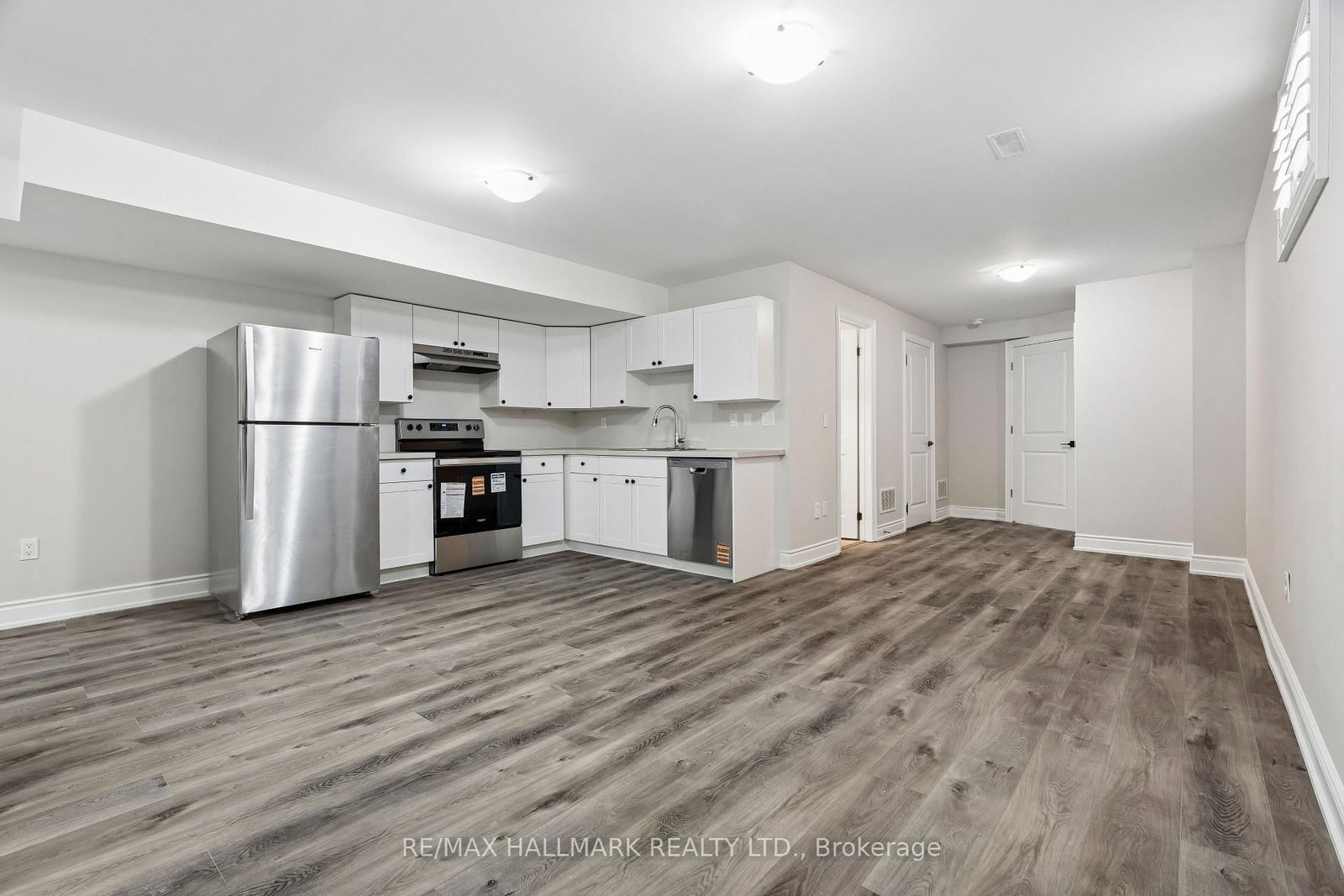 797 Oxford Street, Unit Basement