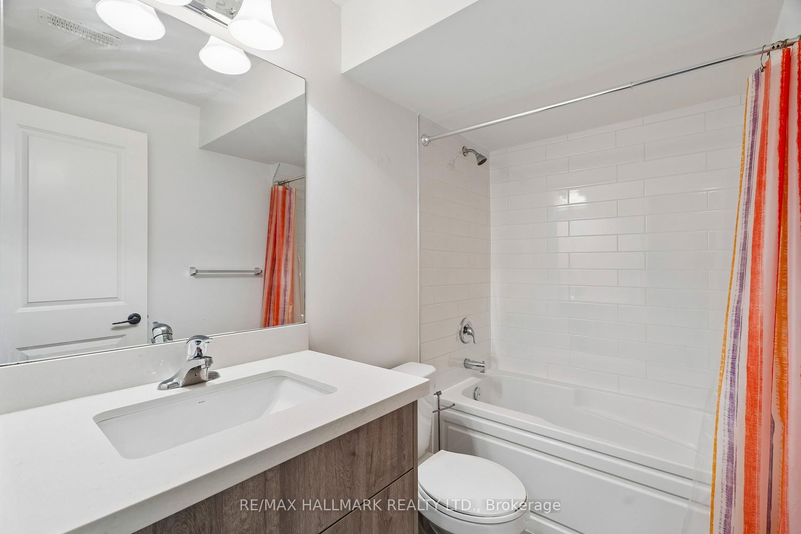 797 Oxford Street, Unit Basement - Photo 9