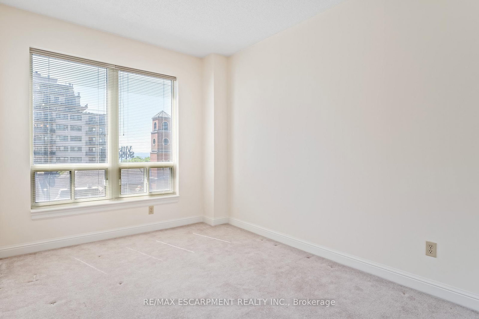 430 Pearl Street, Unit 410 - Photo 19