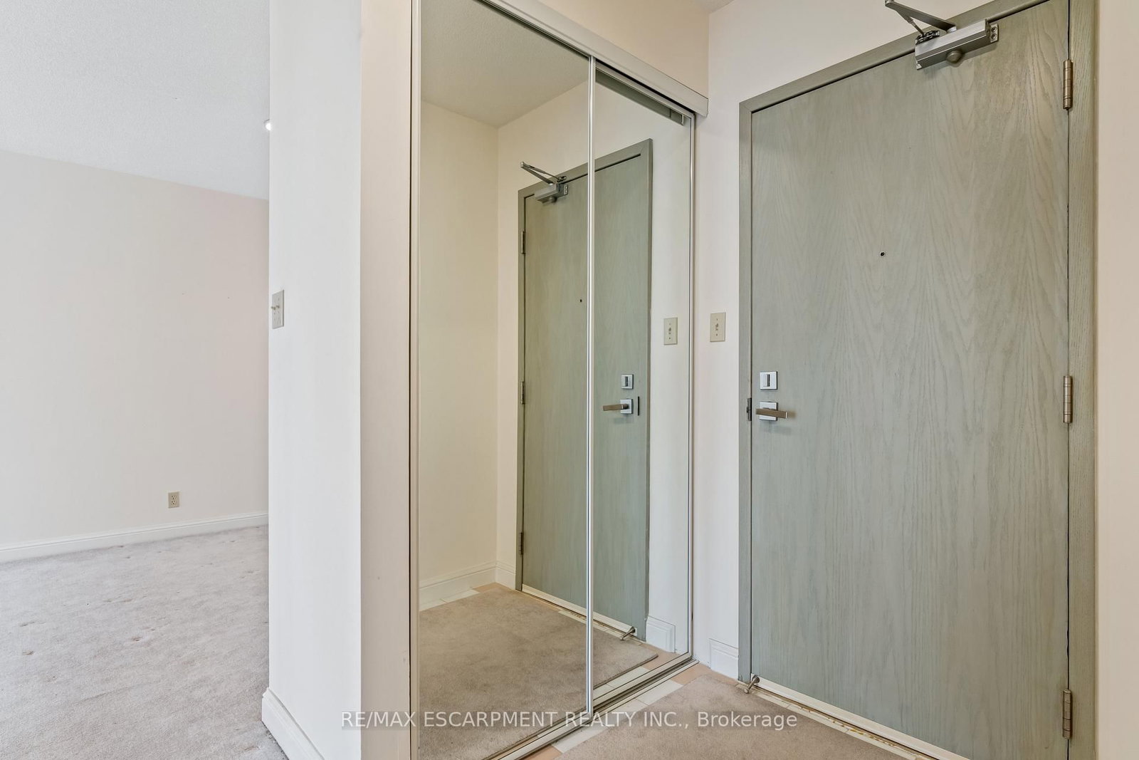430 Pearl Street, Unit 410 - Photo 7
