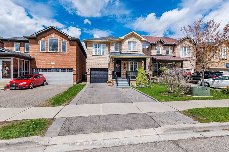 32 Continental Rd, Brampton, Ontario