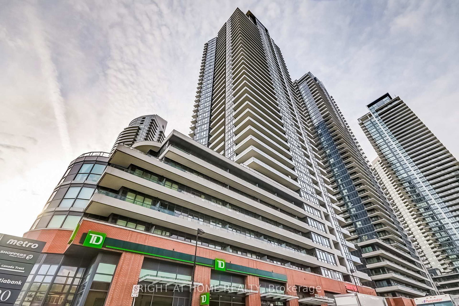 2212 Lake Shore Boulevard W, Unit 2710 - Photo 25