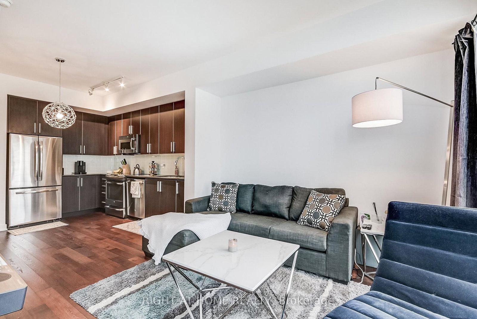 2212 Lake Shore Boulevard W, Unit 2710 - Photo 4