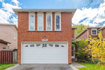 3-bed Detached House · 6884 Edenwood Dr