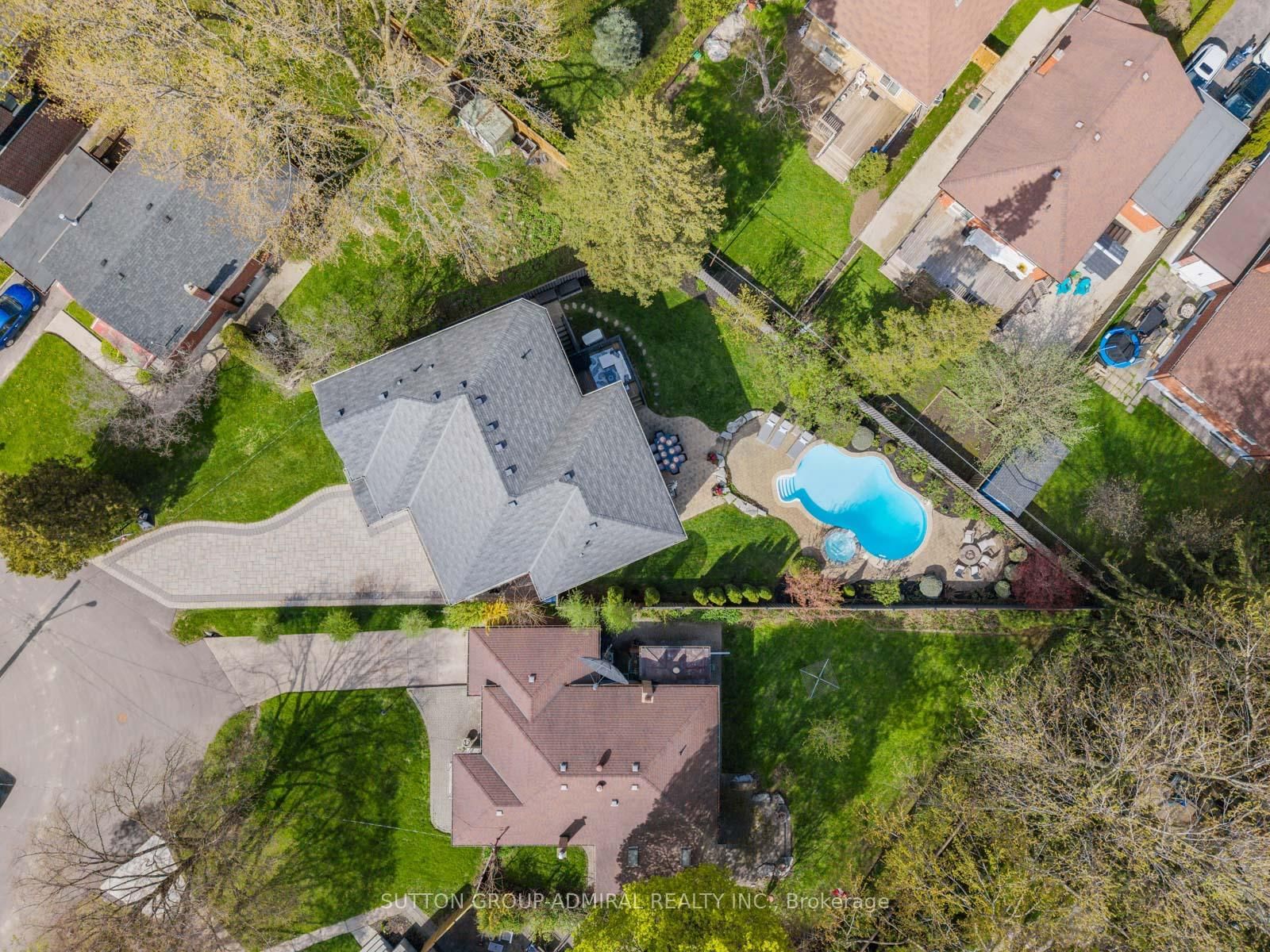 9 Cheshire Drive • Toronto, ON photo 49