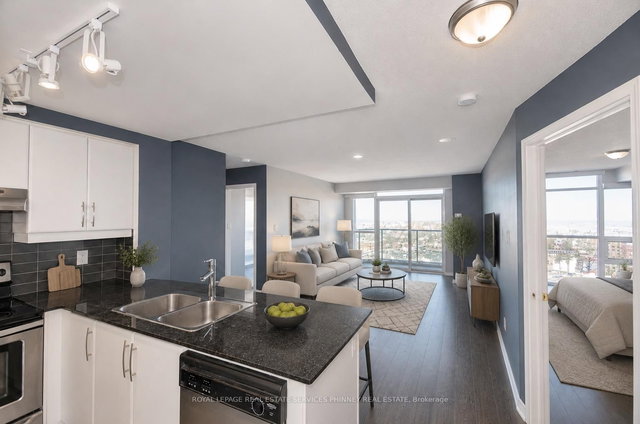 2112 - 9 George Street N