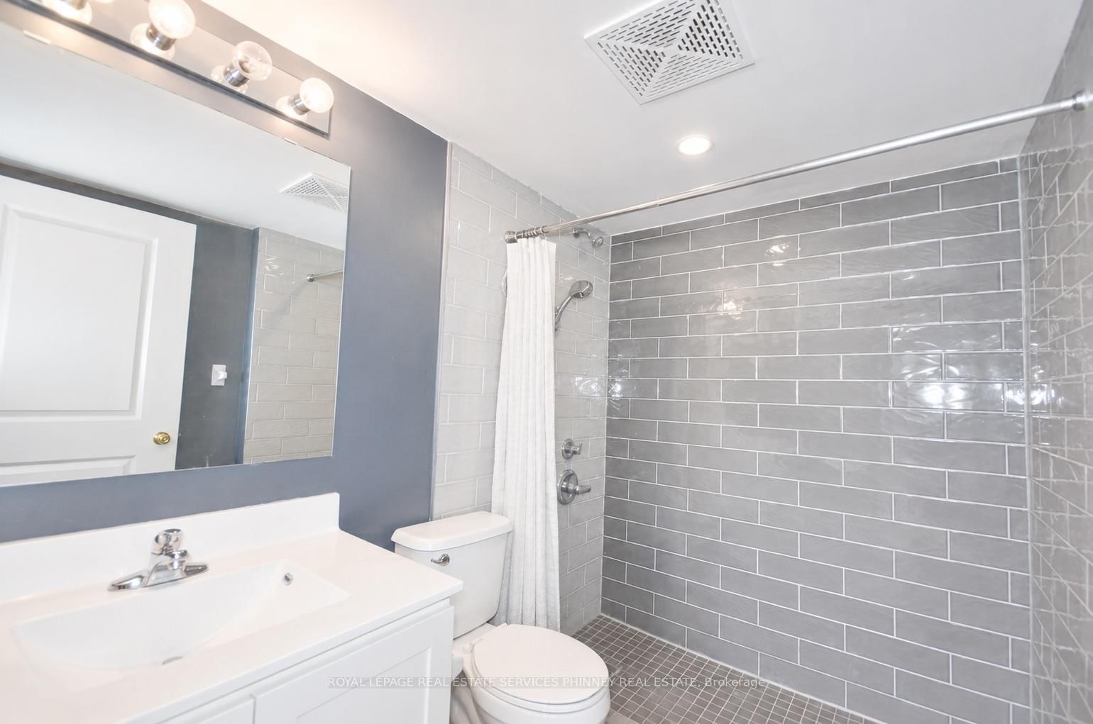9 George Street N, Unit 2112 - Photo 6