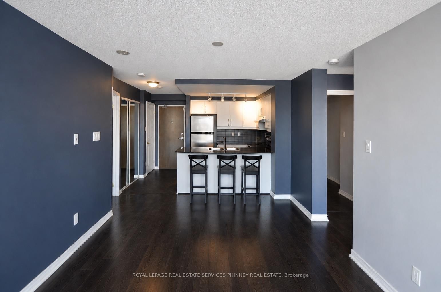 9 George Street N, Unit 2112 - Photo 8