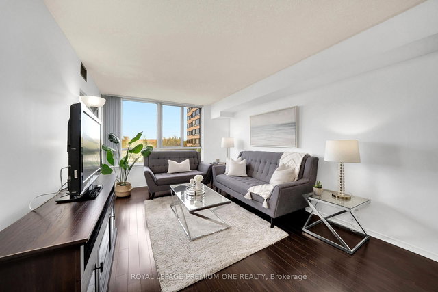 310 - 1001 cedarglen Gate