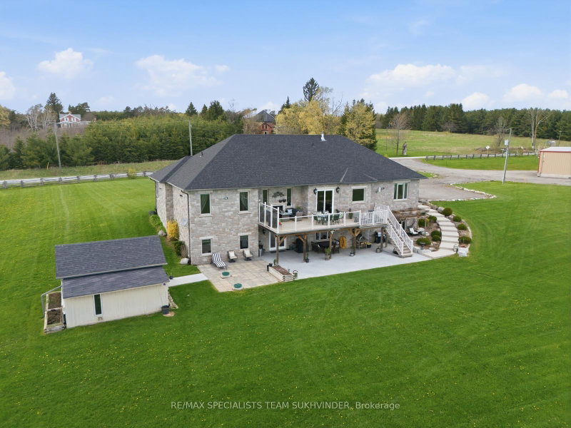 2049 Highpoint Side Road