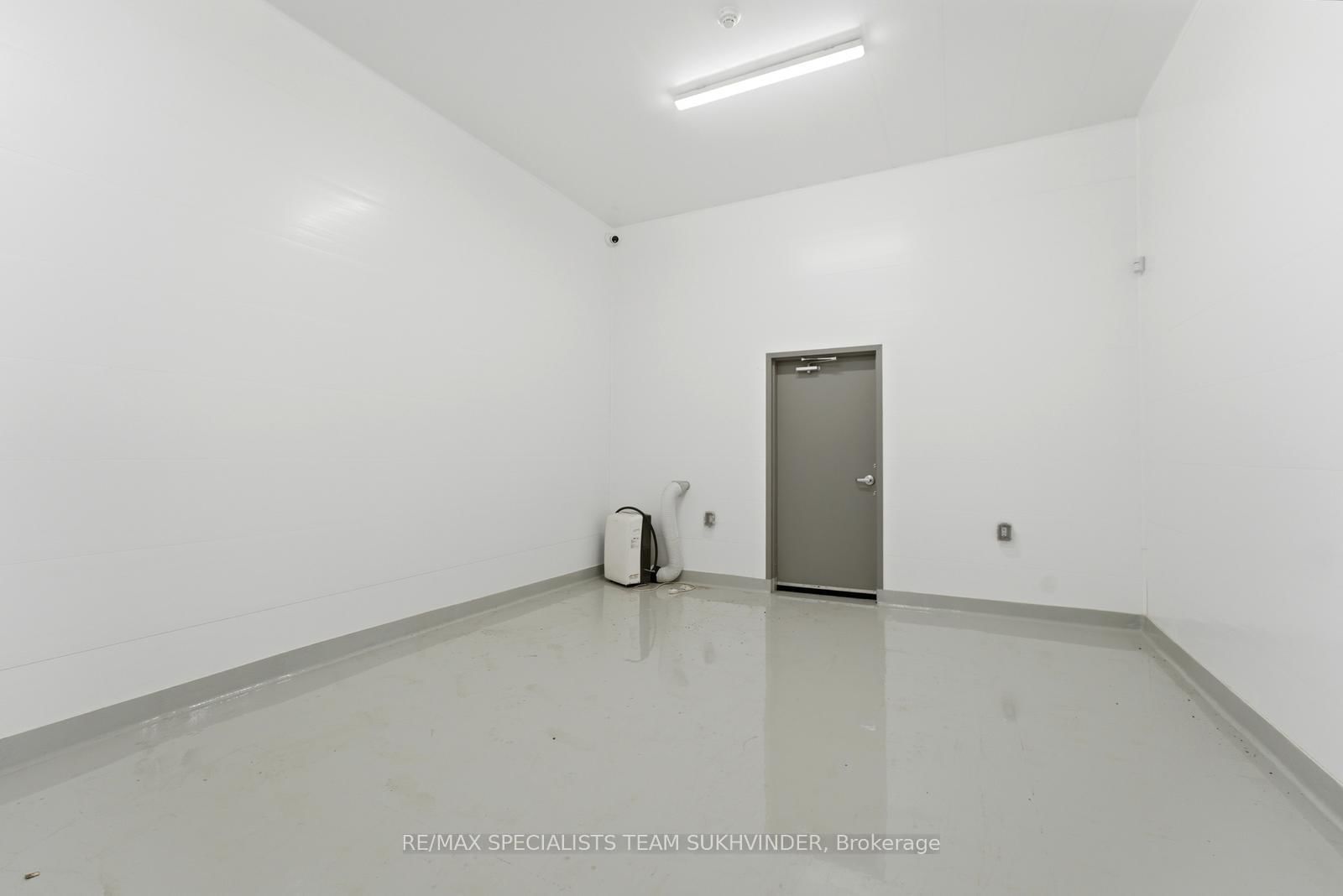 2049 Highpoint Side Road • Caledon, ON photo 8