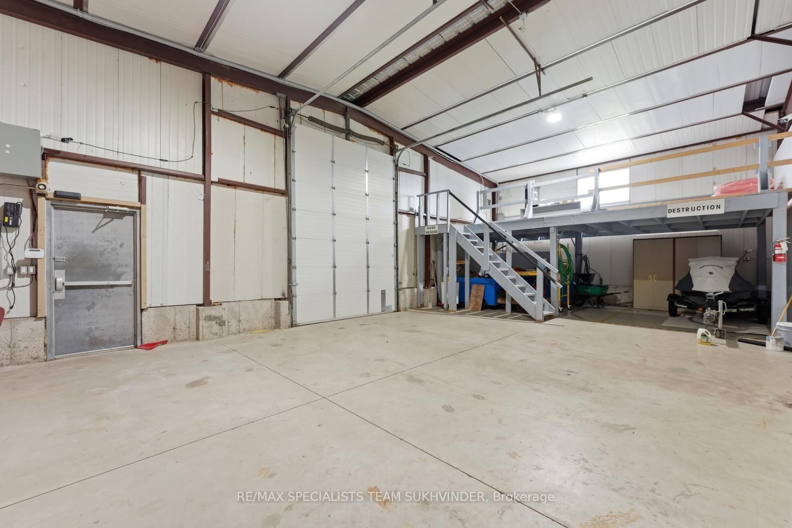2049 Highpoint Side Road • Caledon, ON photo 9