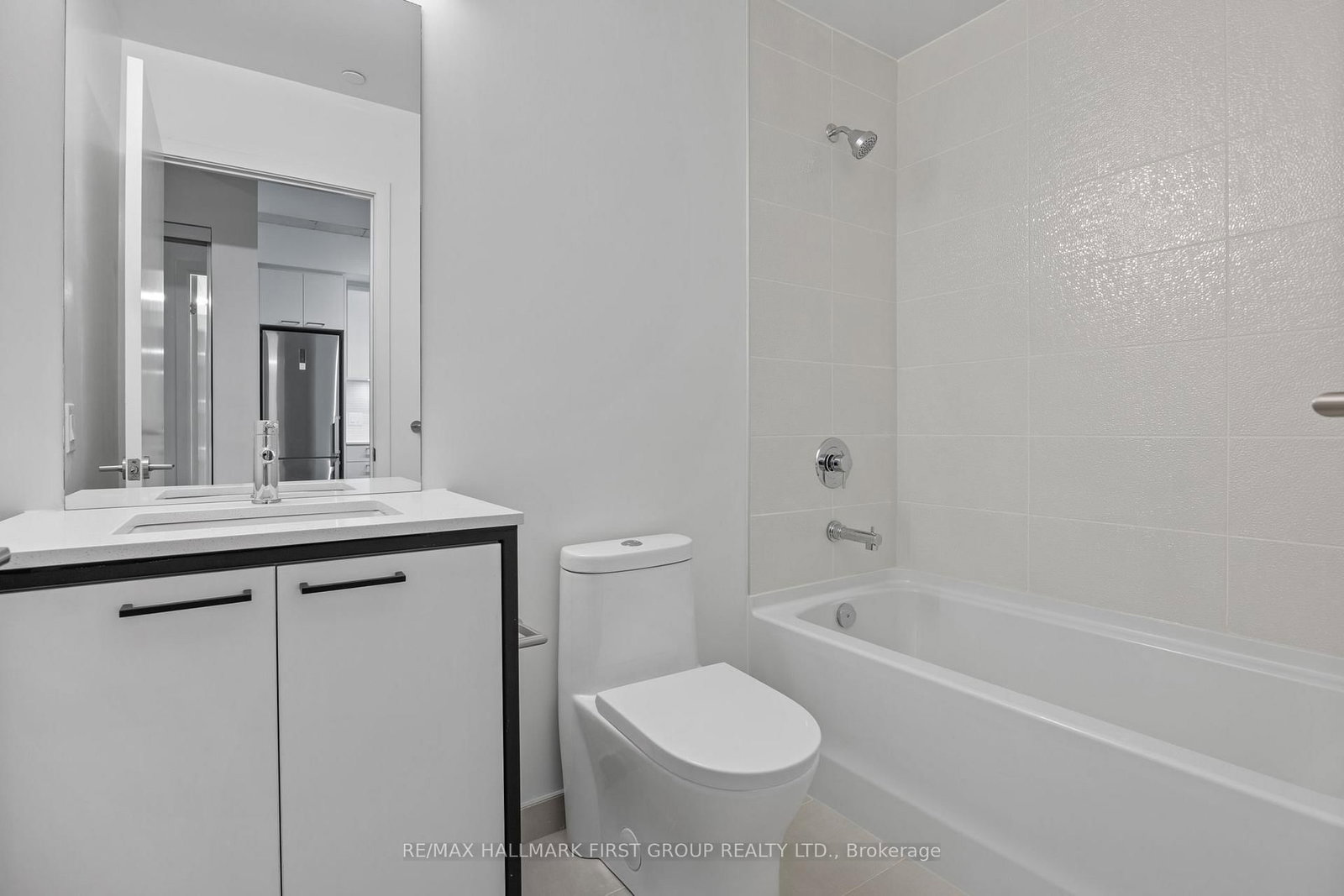 1808 St Clair Avenue W, Unit 408 - Photo 20