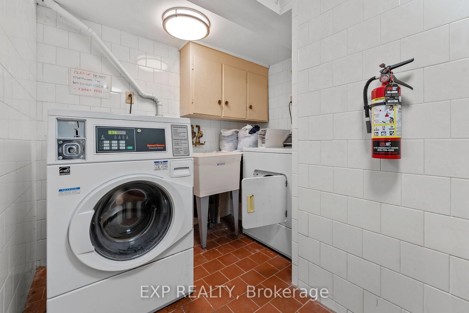 354 Annette Street - Photo 14