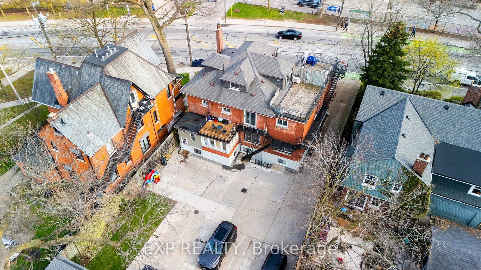 354 Annette Street - Photo 29