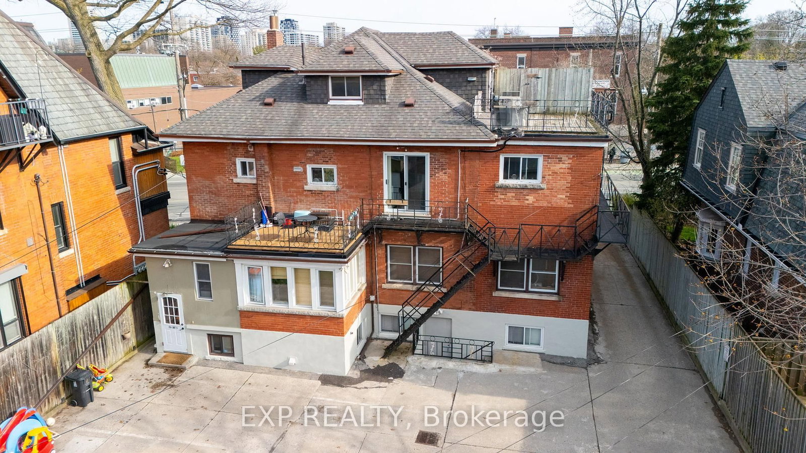 354 Annette Street - Photo 42