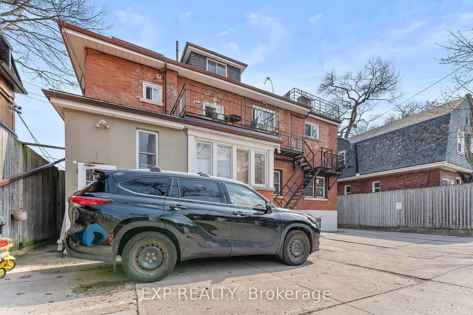 354 Annette Street - Photo 5