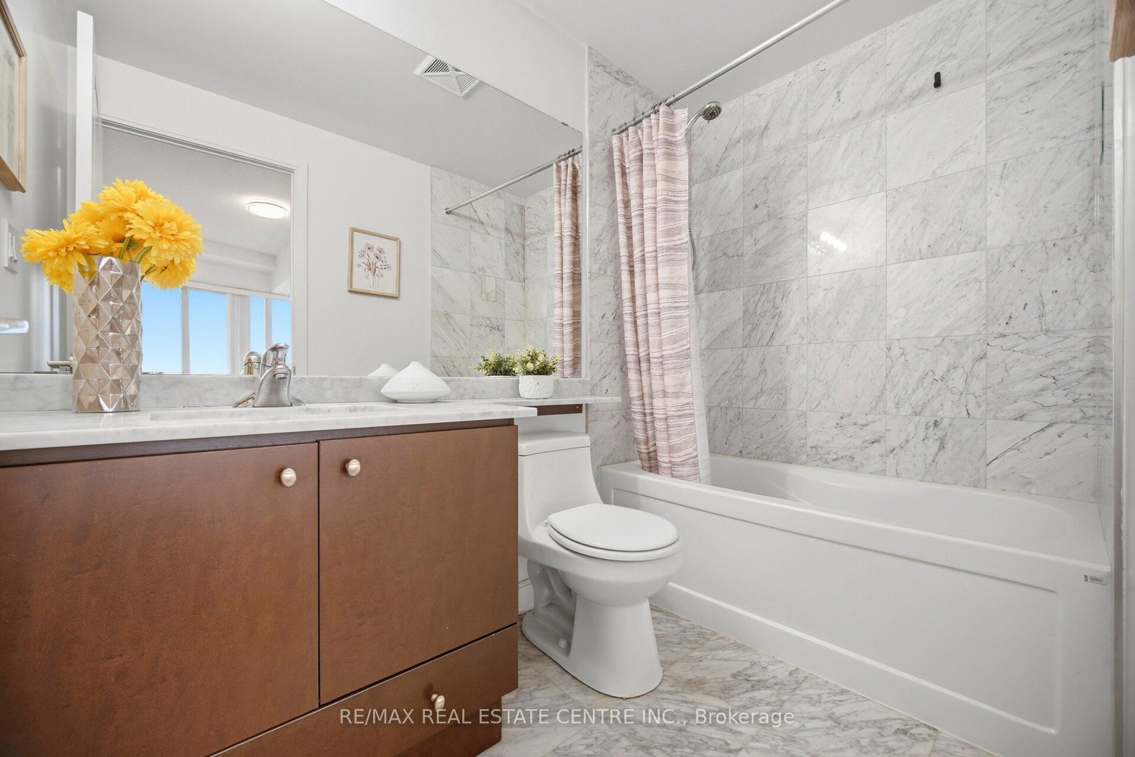 50 Absolute Avenue, Unit 2401 - Photo 22