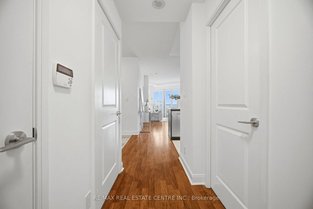 2401 - 50 Absolute Avenue