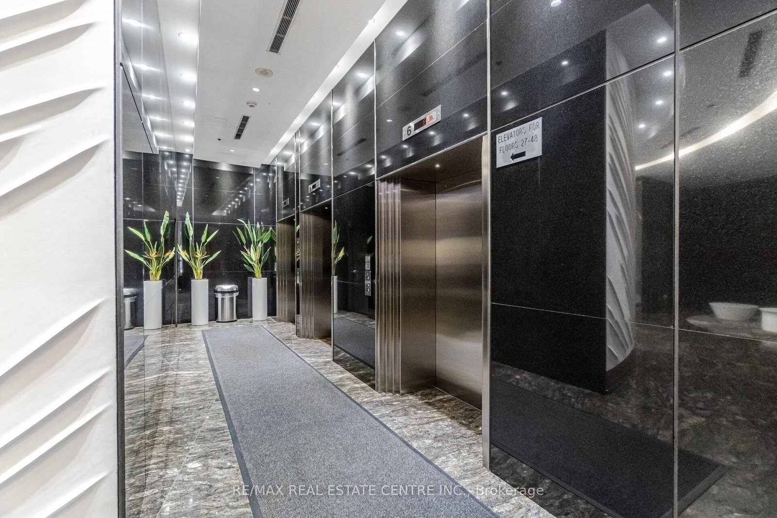 50 Absolute Avenue, Unit 2401 - Photo 31