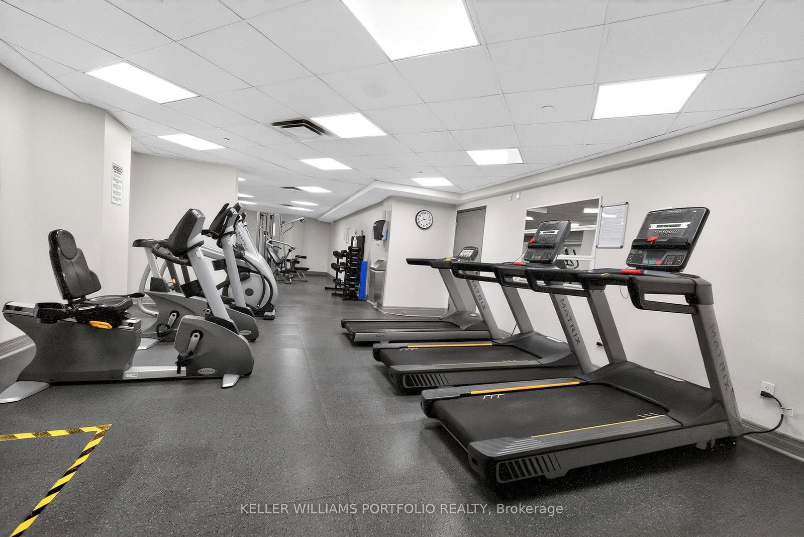 61 Heintzman Street, Unit 819 - Photo 24