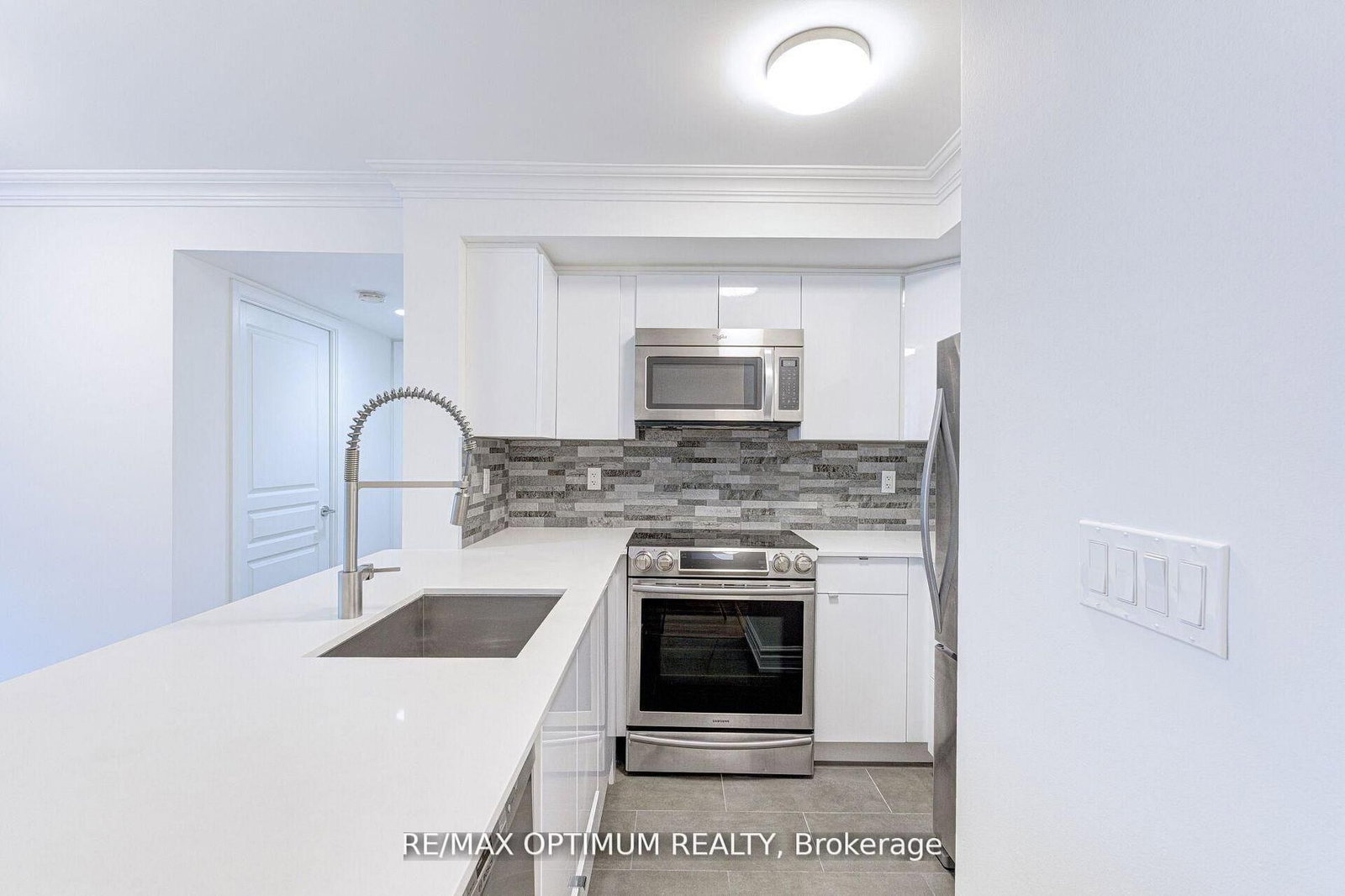 185 Legion Road N, Unit 416 - Photo 15