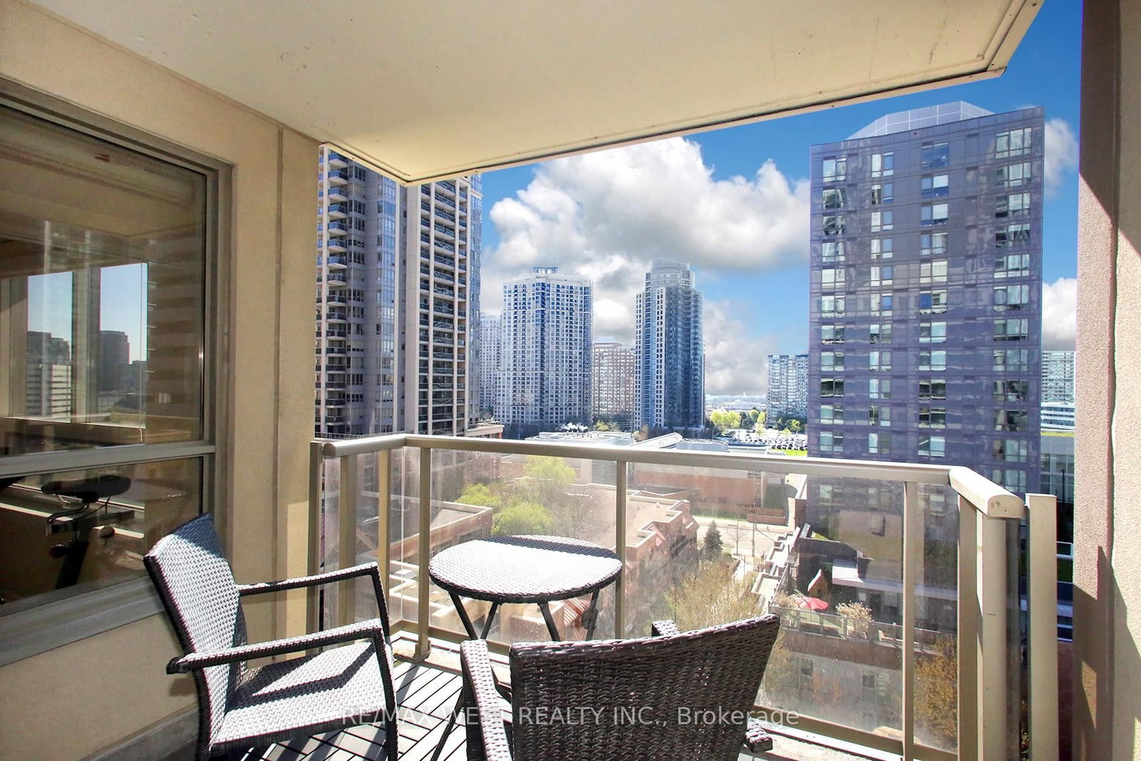 350 Princess Royal Drive, Unit 1101 - Photo 28