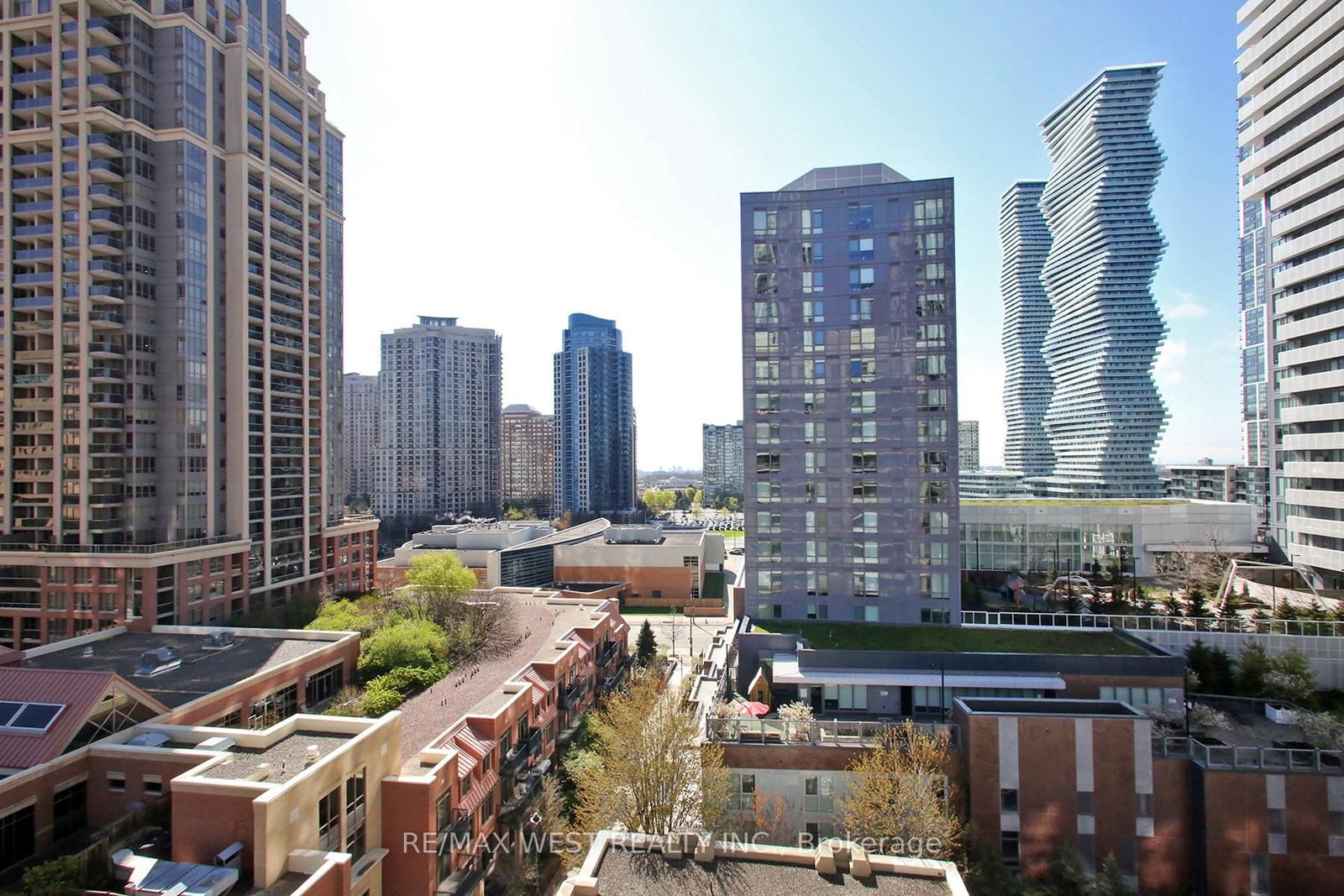 350 Princess Royal Drive, Unit 1101 - Photo 34