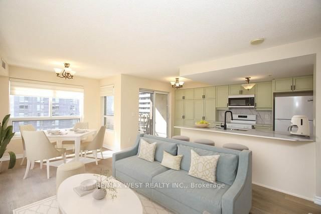 350 Princess Royal Drive, Unit 1101 - Photo 9