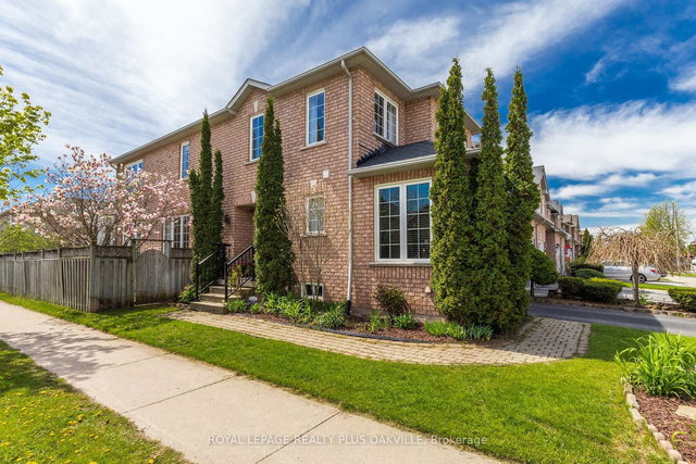 5200 Des Jardines Drive