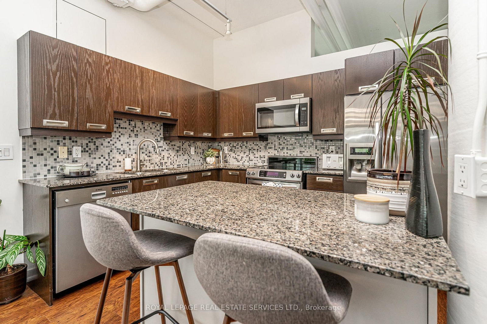 2 Fieldway Road, Unit 206 - Photo 14