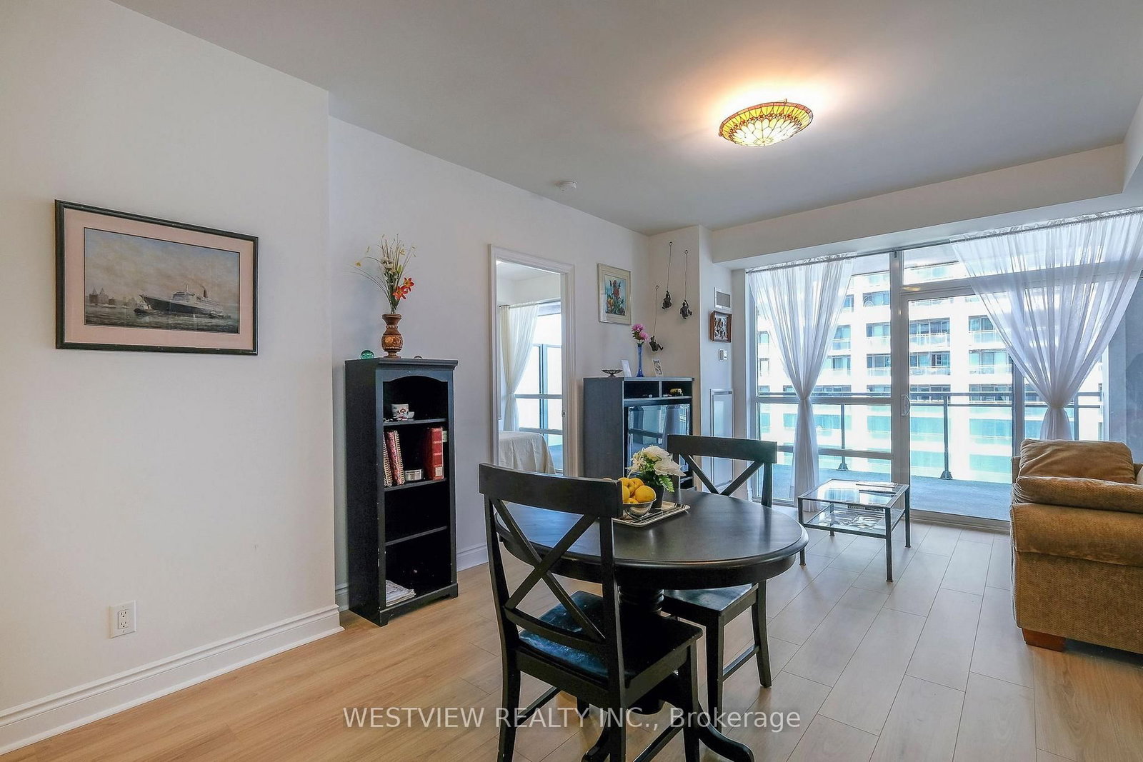 16 Brookers Lane, Unit 808 - Photo 9
