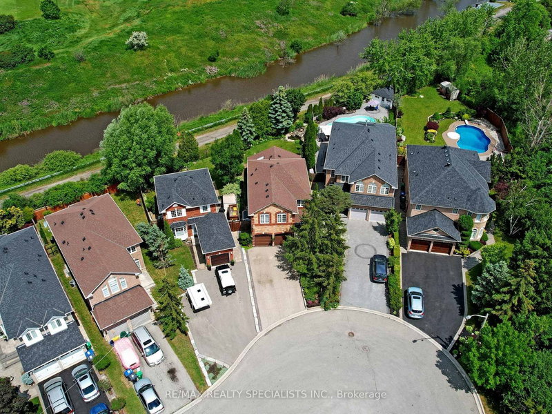 1169 Barnswallow Crt, Mississauga, Ontario