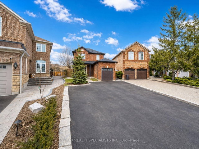 1169 Barnswallow Court