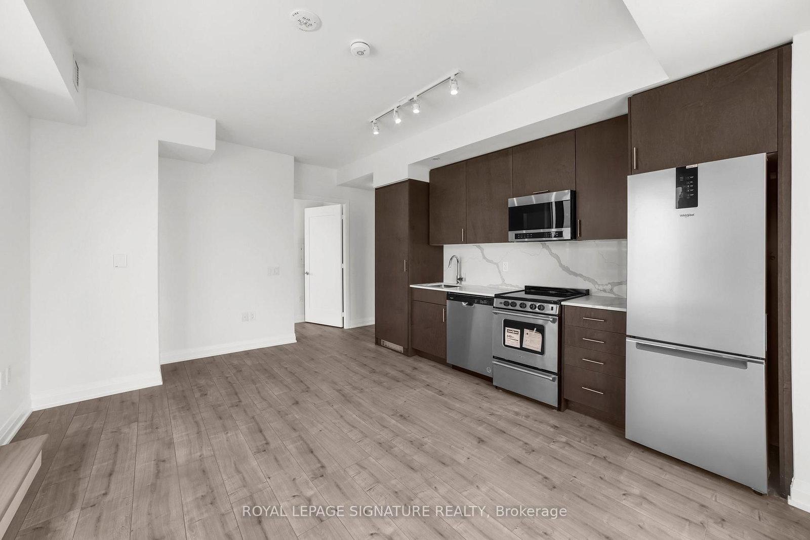 412 Silver Maple Oakville,ON L6H 0S2 — Photo 17