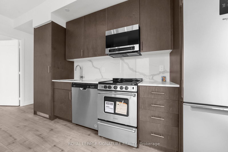 412 Silver Maple Oakville,ON L6H 0S2 — Photo 18