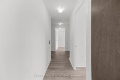 412 Silver Maple Oakville,ON L6H 0S2 — Photo 22