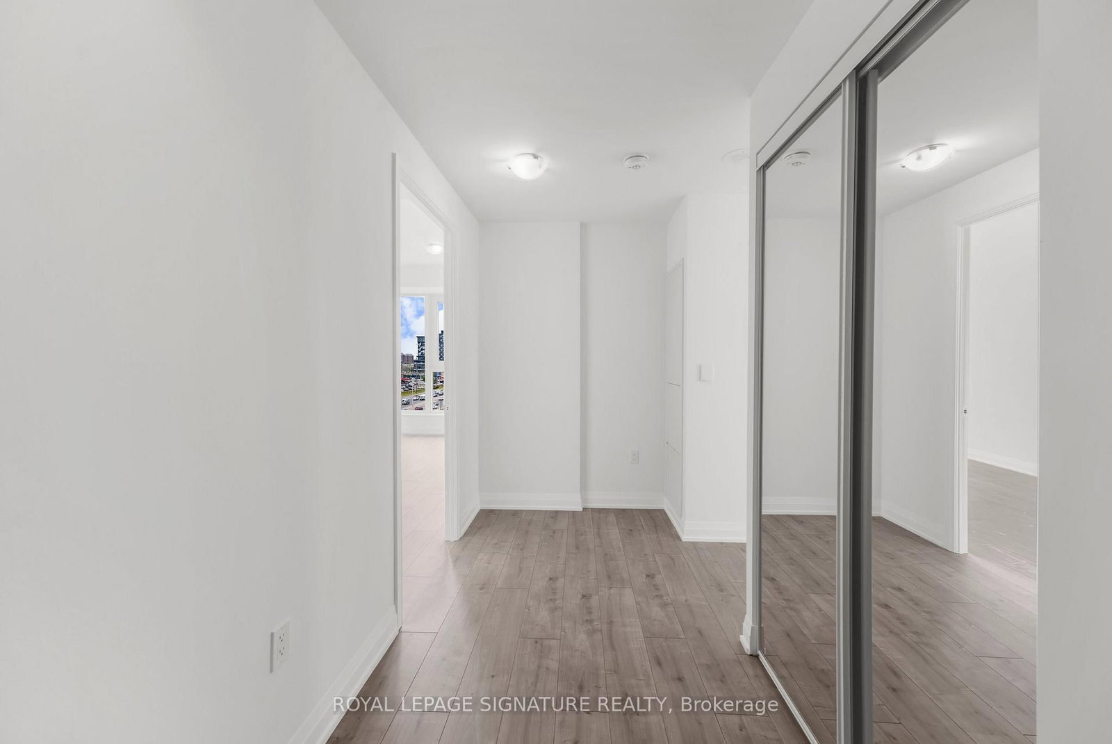 412 Silver Maple Oakville,ON L6H 0S2 — Photo 26