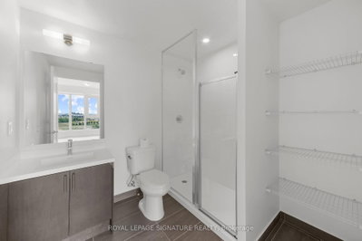412 Silver Maple Oakville,ON L6H 0S2 — Photo 32