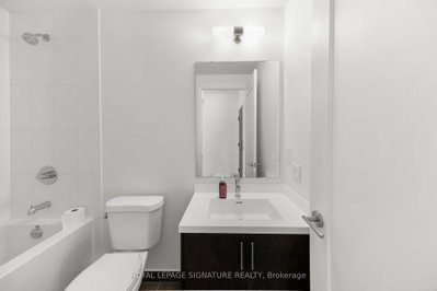 412 Silver Maple Oakville,ON L6H 0S2 — Photo 35