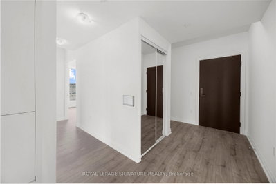 412 Silver Maple Oakville,ON L6H 0S2 — Photo 9