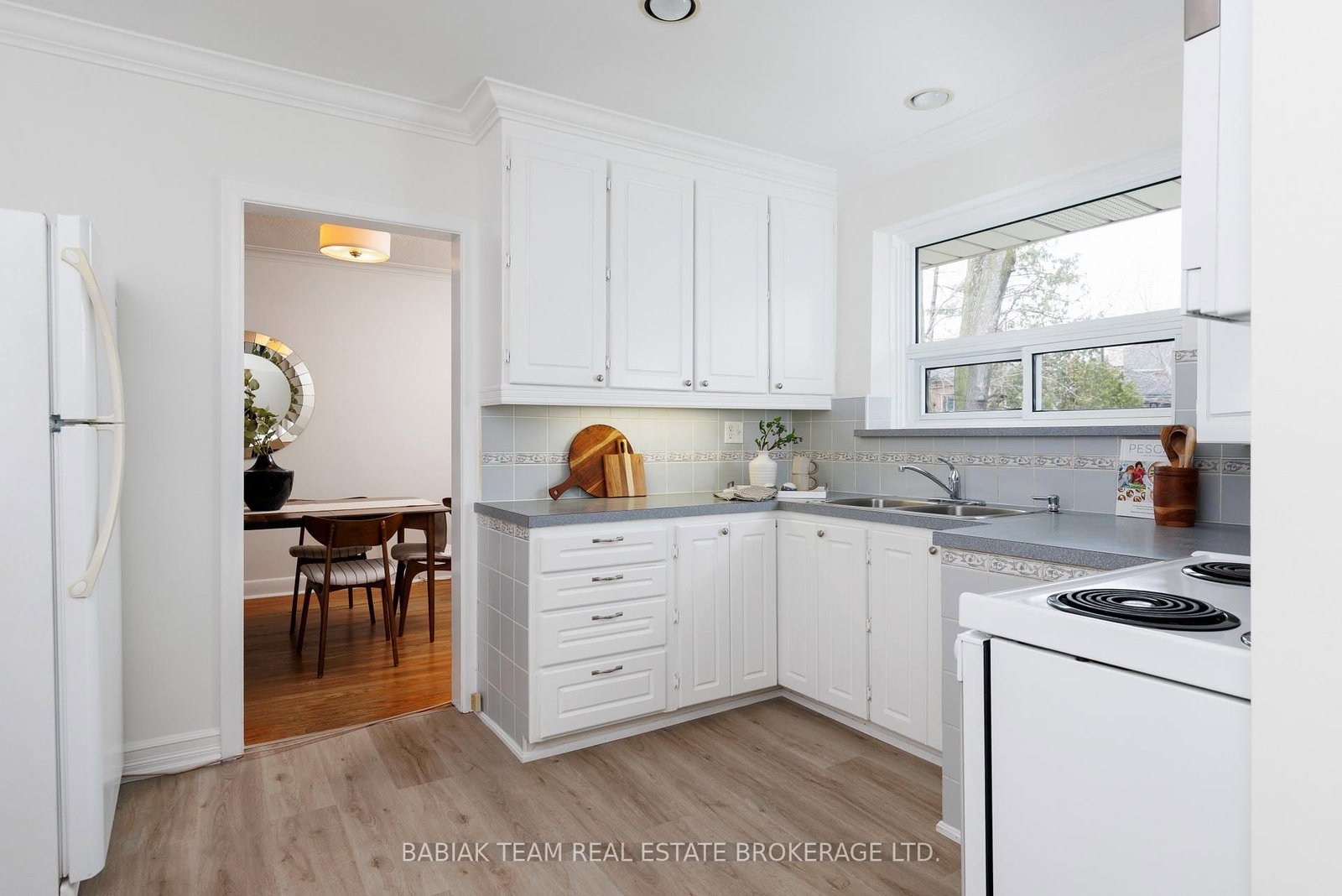 9 Camborne Avenue - Photo 17