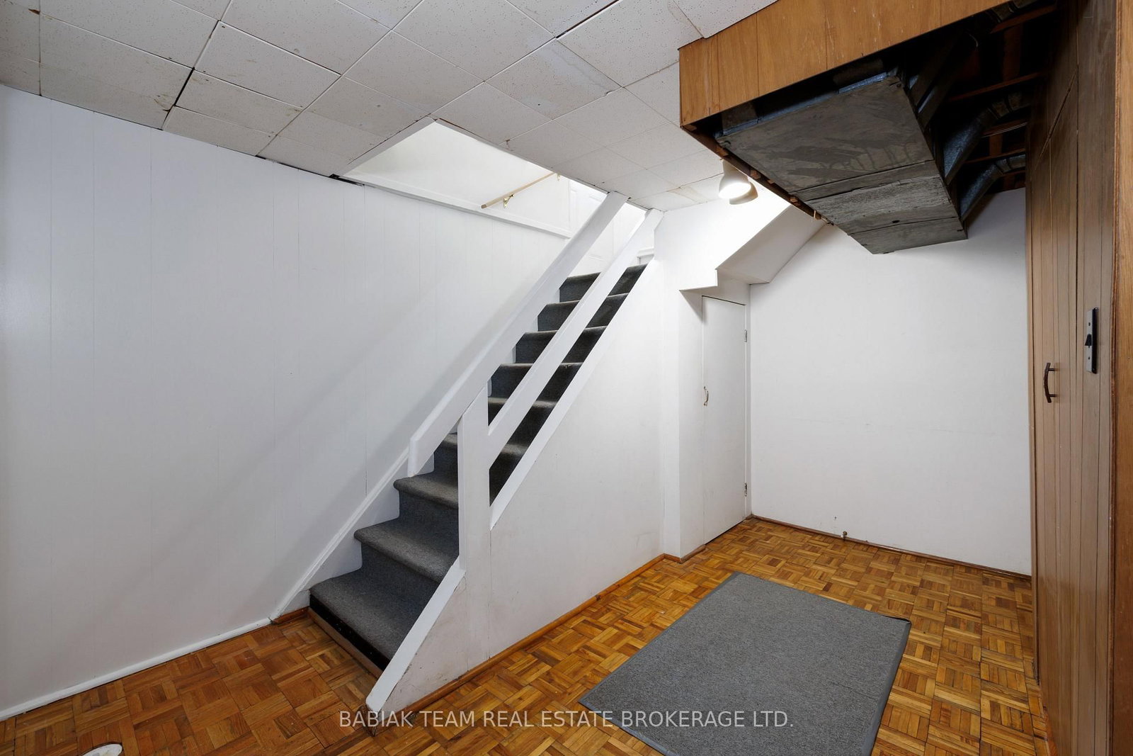 9 Camborne Avenue - Photo 35
