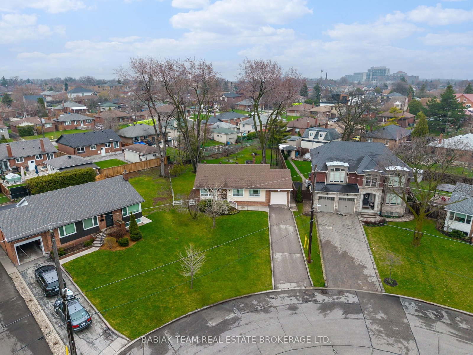 9 Camborne Avenue - Photo 48