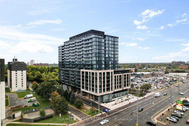 1513 - 86 Dundas Street E