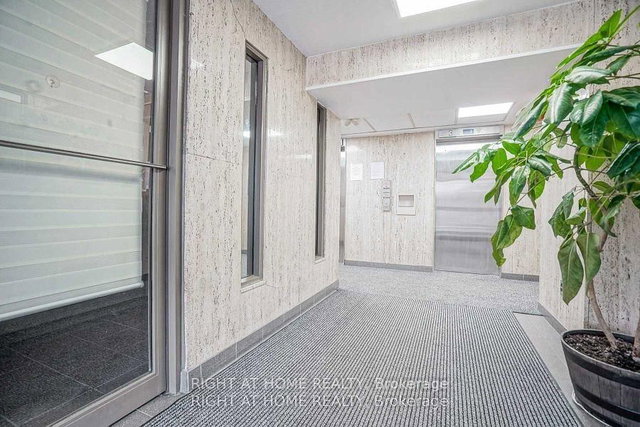 1001 - 235 Grandravine Drive